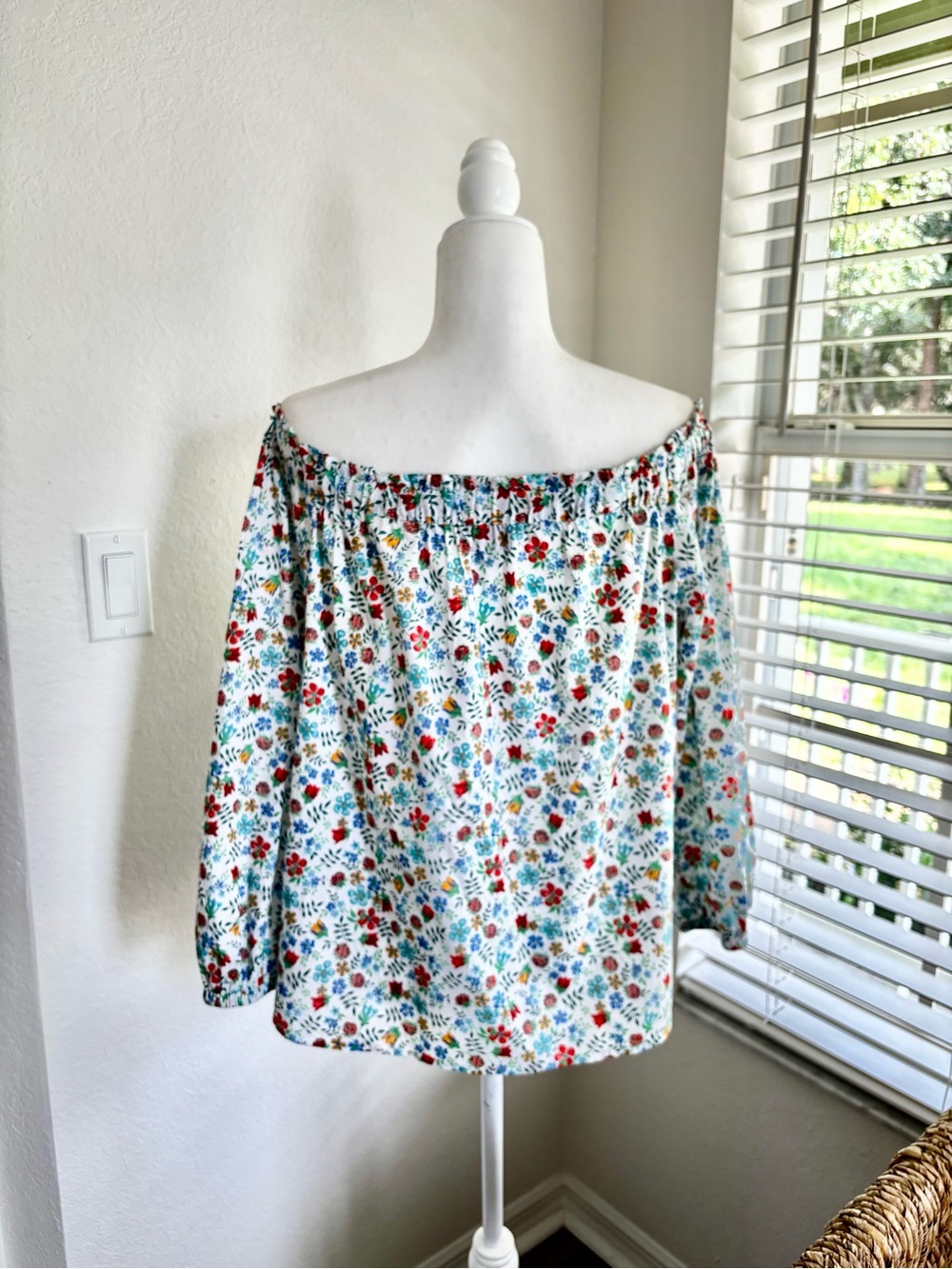 J. Crew LIBERTY Off-Shoulder Floral Blouse in White with Red /Blue/Mint Flowers